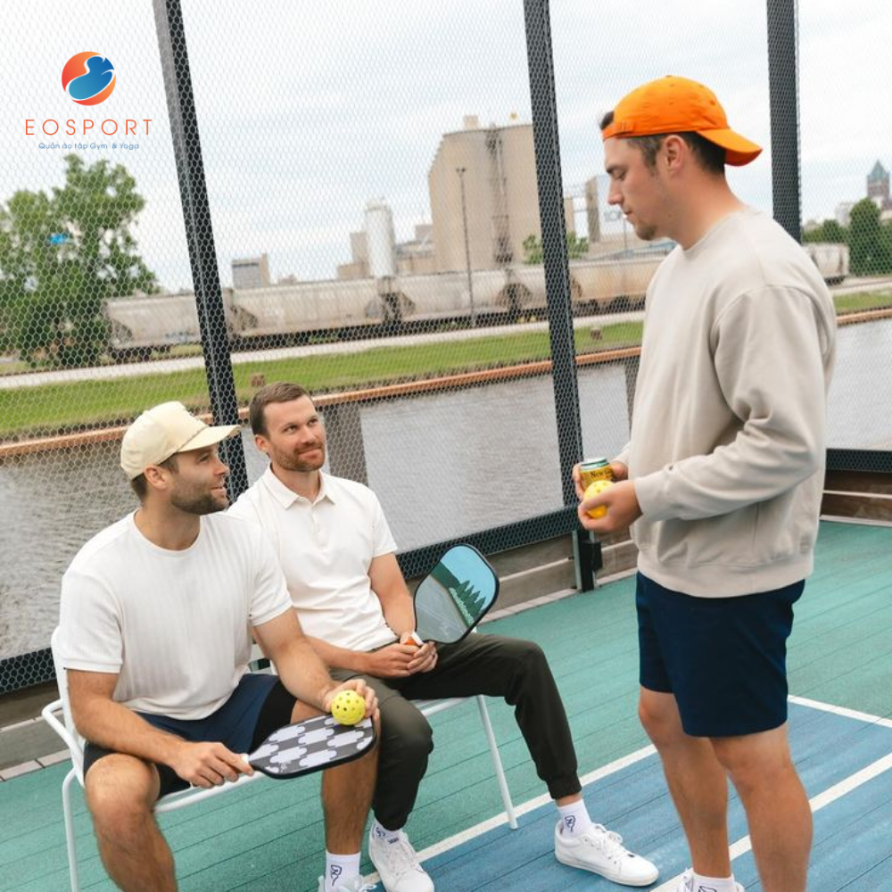 Cách chọn quần Pickleball cho nam đơn giản, tự tin chinh phục trận đấu