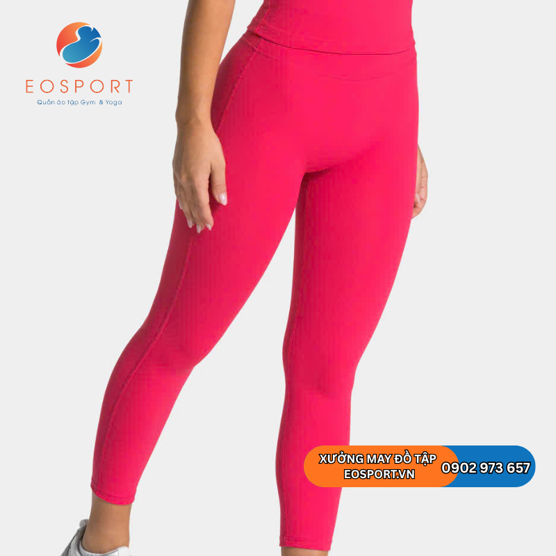 Bộ đồ tập yoga hai dây màu hồng