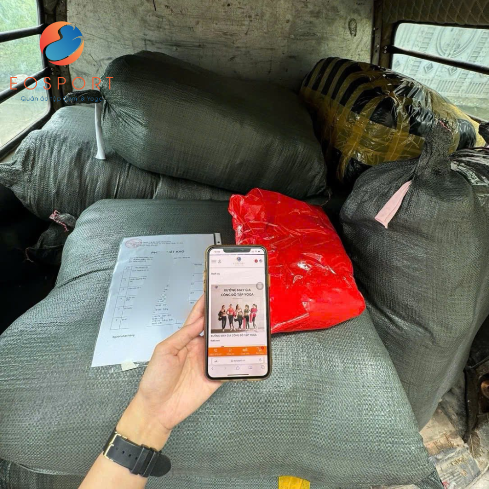 Hàng được giao từ xưởng may Eo Sport